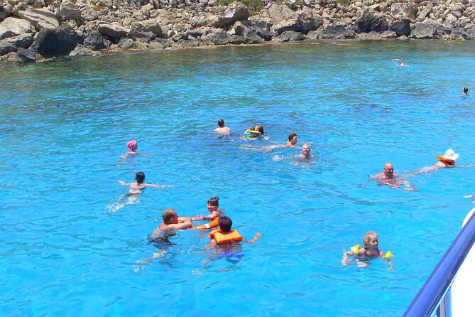 APHRODITE II -LAZY DAY CRUISE-BLUE LAGOON,TURTLE COVE, with LUNCH - Who should book the Aphrodite II cruise?