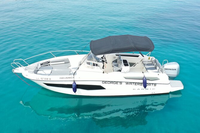Exclusive line 225hp, self drive boat Karnic SL701 8.0m - Taking the helm from Latchi