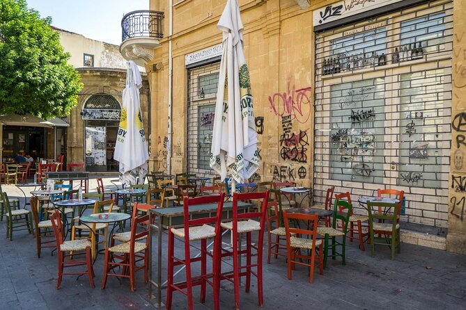 Full Day Tour in Nicosia: Split in Two - Crossing the Ledras Checkpoint