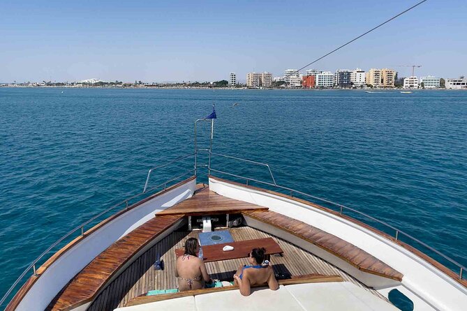 Larnaca Bay Cruise - The crew and the feel of the boat