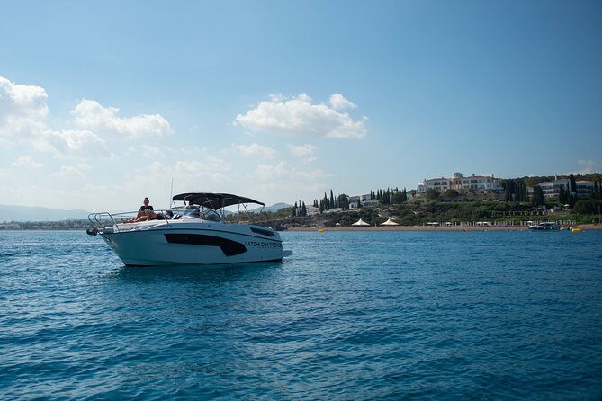 Luxury Private Charter on a Karnic SL800 to Blue Lagoon & more... - What the Karnic SL800 ride feels like