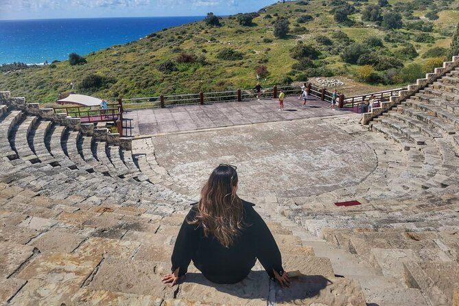 Pafos - Archaeology & Beauty tour from Limassol - Paphos Harbour: why the 90-minute stop matters