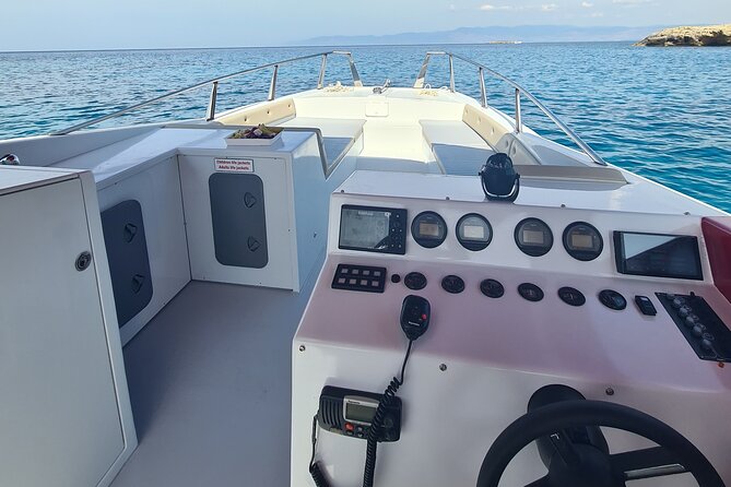 Private Charter to Blue lagoon -Amore Mio - What the 11-meter Amore Mio feels like on the water