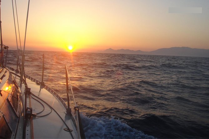 Private cruise with a sailing yacht Koursaros - Choosing between the 9:30 AM and 3:30 PM departures