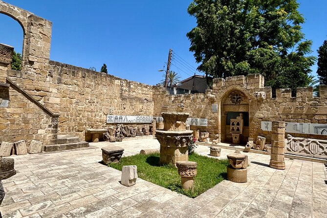 Private guided Tour of Nikosia Oldtown with Border Crossing - Key points at a glance