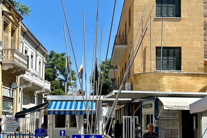 Private guided Tour of Nikosia Oldtown with Border Crossing - Bandabuliya Market and everyday northern Nicosia