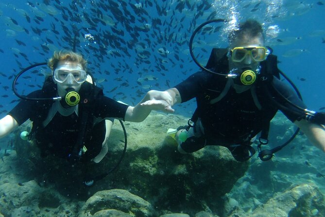 SCUBA DIVING first time experience - Green Bay and the short trip to the water