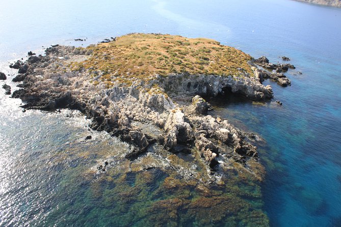 Self-drive Amathunta Private Speedboat to Blue Lagoon, Caves etc - Manolis Bay and the sea caves
