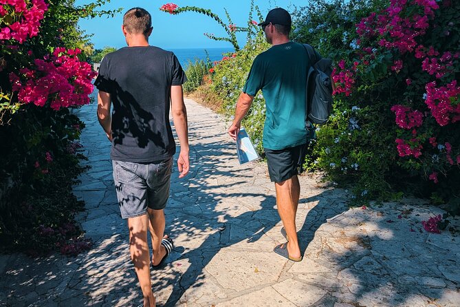 XploreMe! - Coral Bay Scavenger Hunt Outdoor Activity - Coral Bay as the only stop